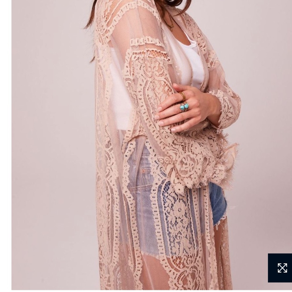 - Boho Lace Flare Sleeve Duster - Taupe